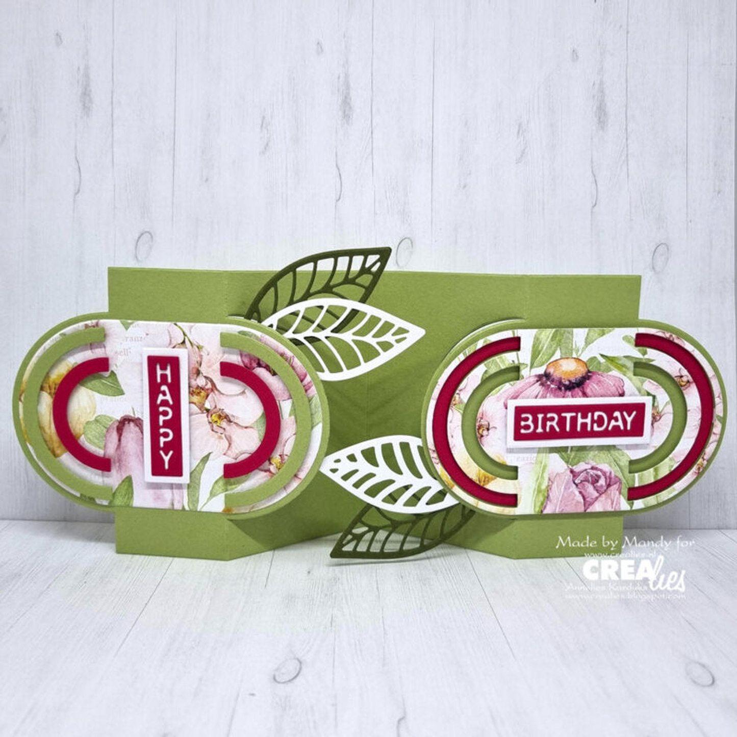On The Move No. 22 Design R Fun Fold Card with Half Circles
