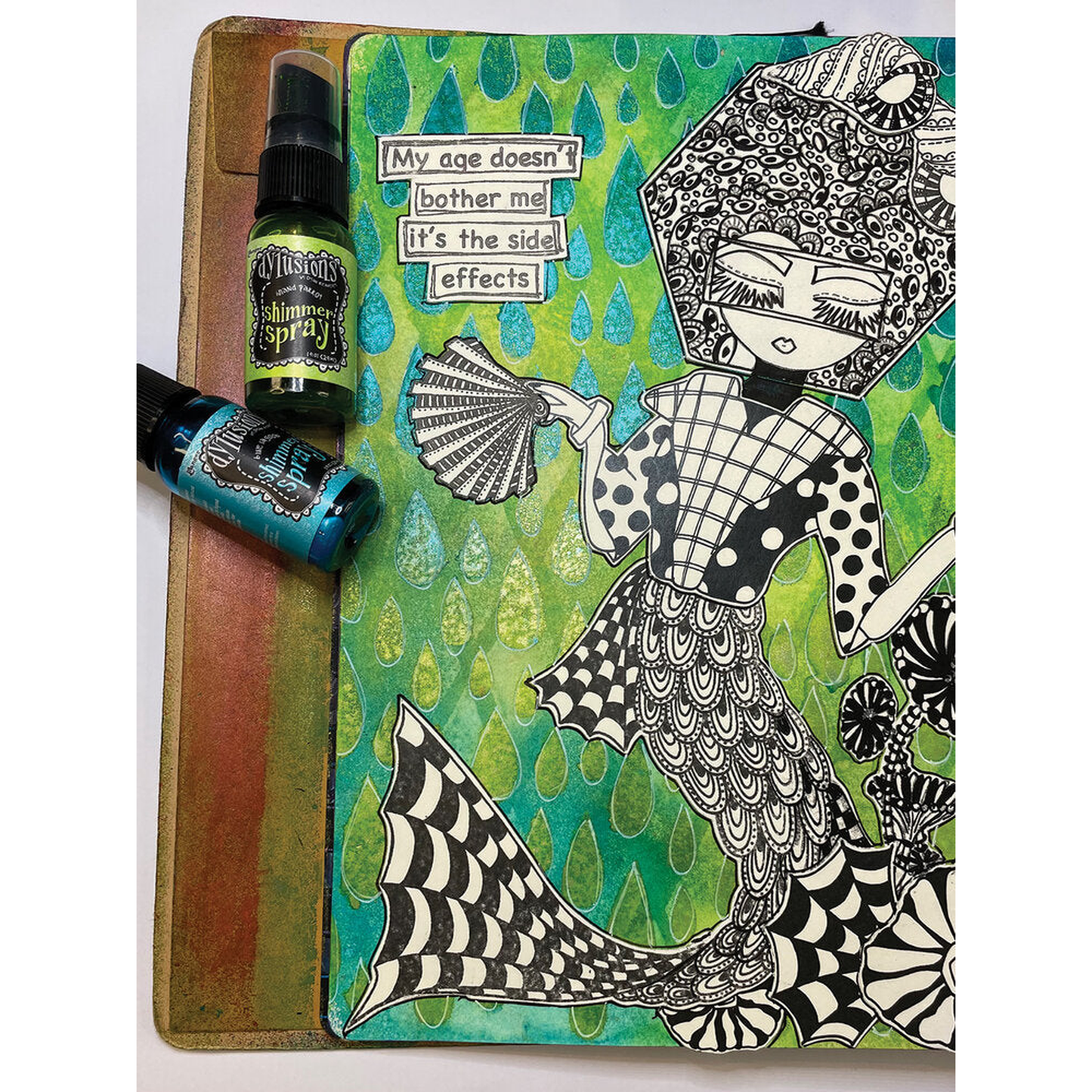 Dylusions Shimmer Sprays Island Parrot