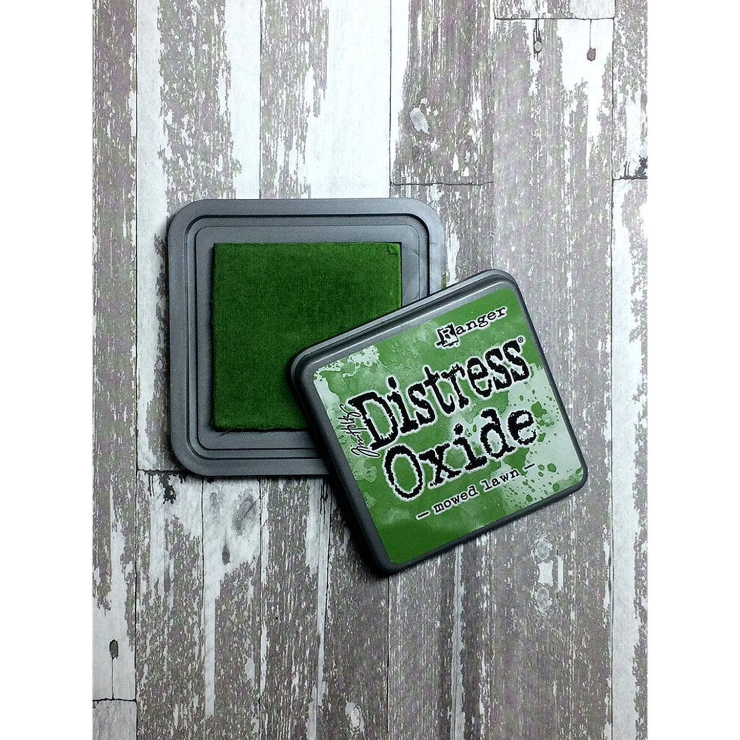 Tim Holtz Distress Oxide - Mowed Lawn